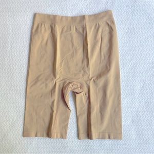Thigh Society The Staple M/L in Beige